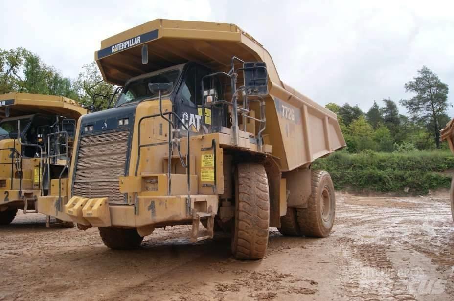 CAT 772G Карьерные самосвалы