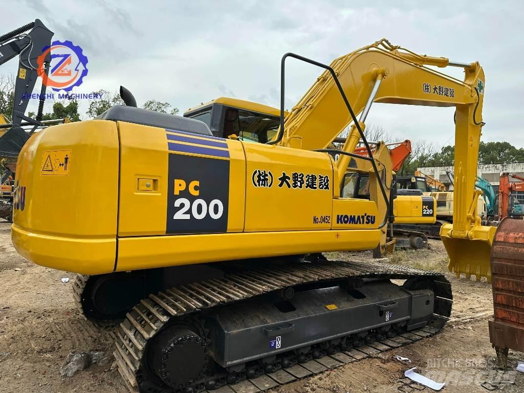 Komatsu PC 200-7 Гусеничные экскаваторы