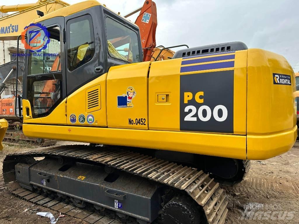 Komatsu PC 200-7 Гусеничные экскаваторы