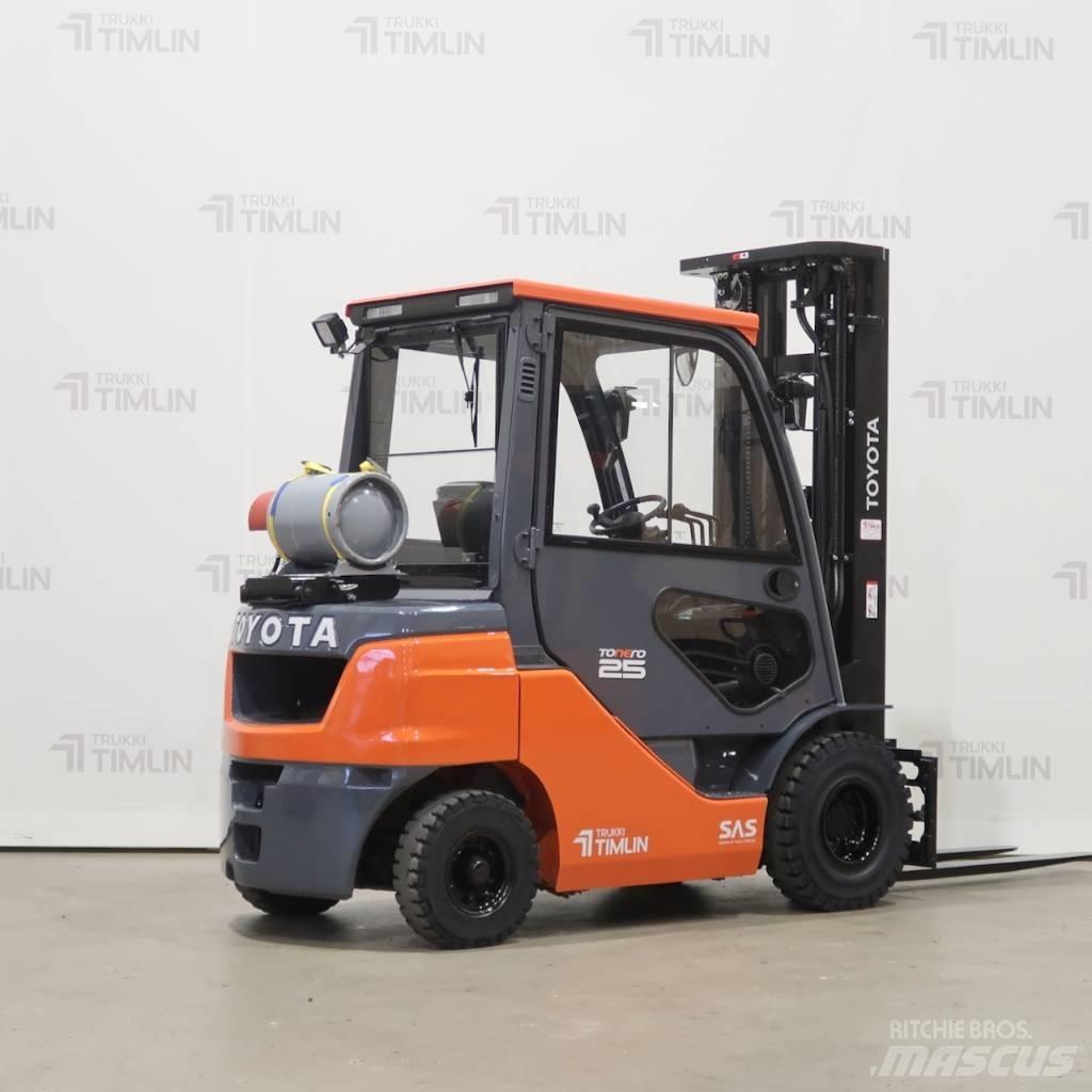 Toyota 02-8FGF25 Газовые погрузчики