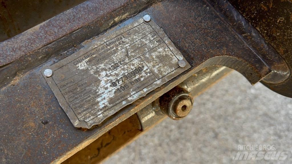 CASE 621G Фронтальные погрузчики