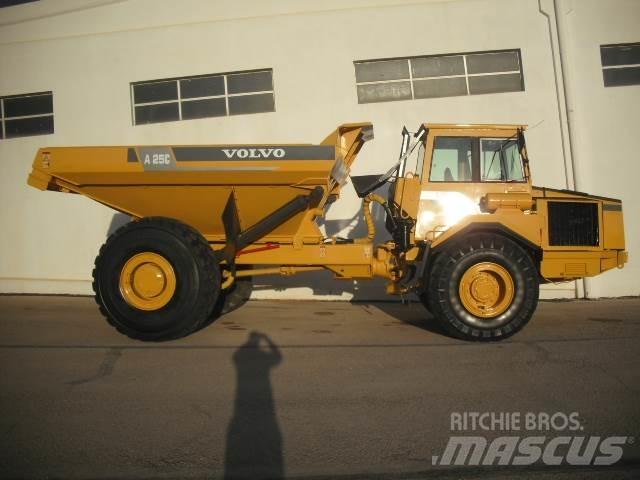 Volvo A 25 C   4x4 Шарнирно-сочленённые самосвалы