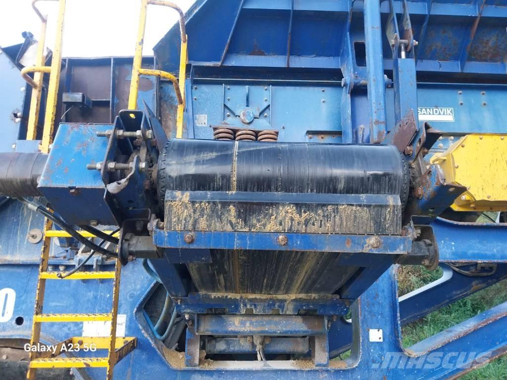 Fintec 1107 Мобильные дробилки