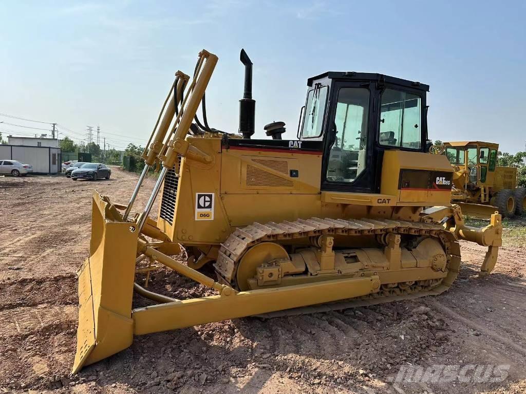 CAT D 6 G Гусеничные бульдозеры