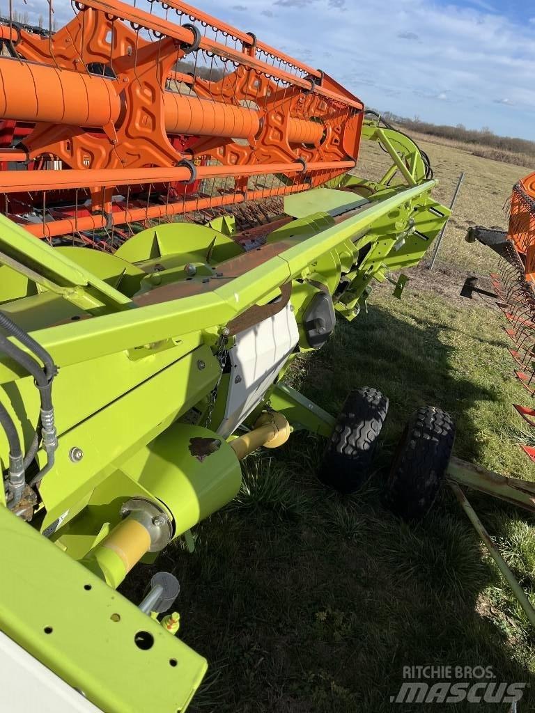 CLAAS Tucano 440 Зерноуборочные комбайны