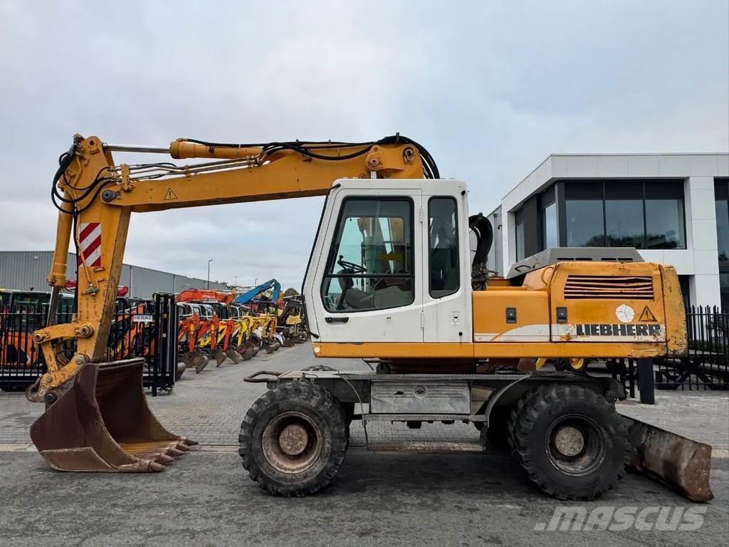 Liebherr A924 Колёсные экскаваторы