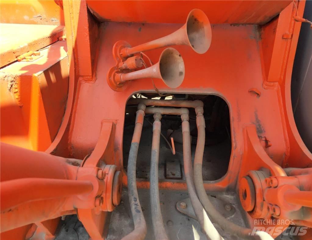 Hitachi EX 100 W D Колёсные экскаваторы