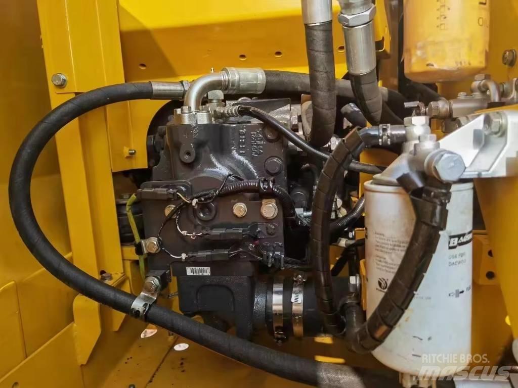 Komatsu PC 110 Гусеничные экскаваторы