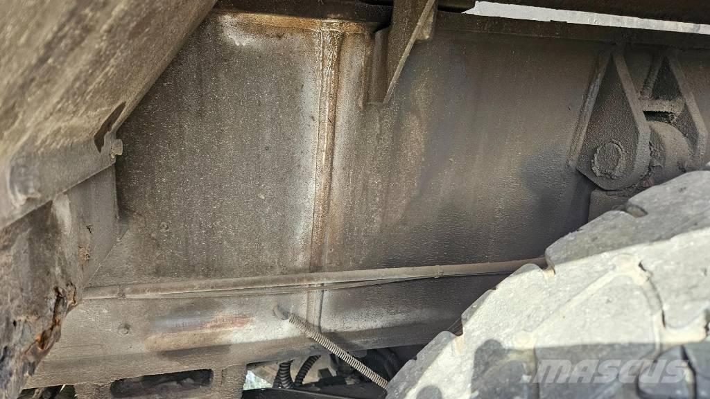 Kato SR 250 Автокраны вездеходы