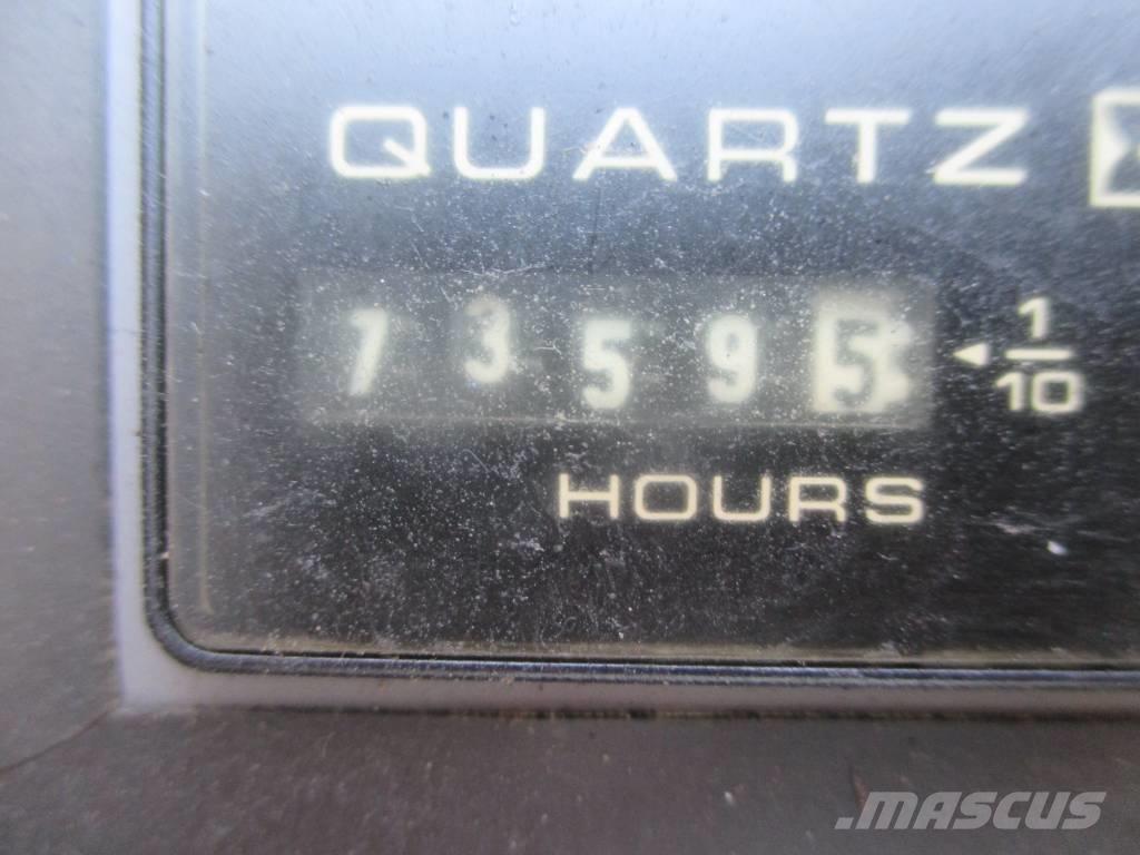 JLG 800 AJ Коленчатые подъемники