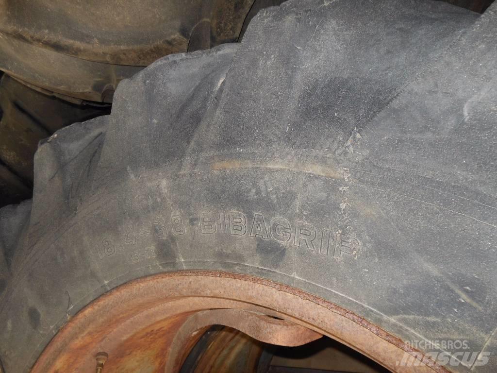 Michelin 18.4X38 Навесное оборудование и запчасти