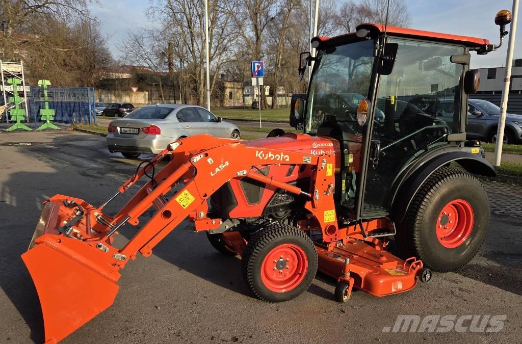 Kubota LX401 Коммунальные тракторы