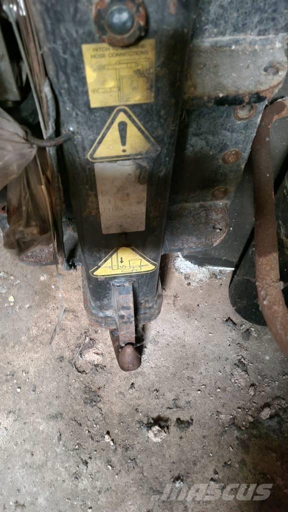 Merlo PICK UP HITCH Комплектующие для погрузочных и сельхозмашин
