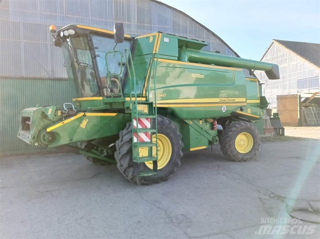 John Deere W540 Зерноуборочные комбайны