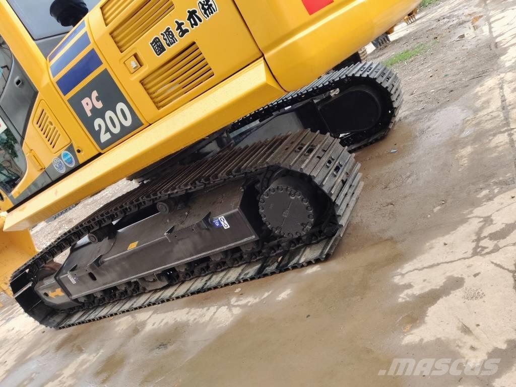 Komatsu PC 200-8 Гусеничные экскаваторы