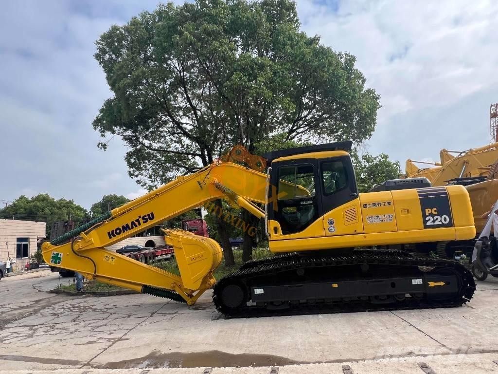 Komatsu PC 220-7 Гусеничные экскаваторы