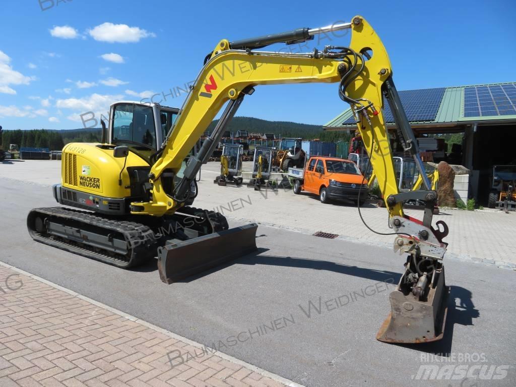 Neuson EZ 80 Малые экскаваторы 7т-12т