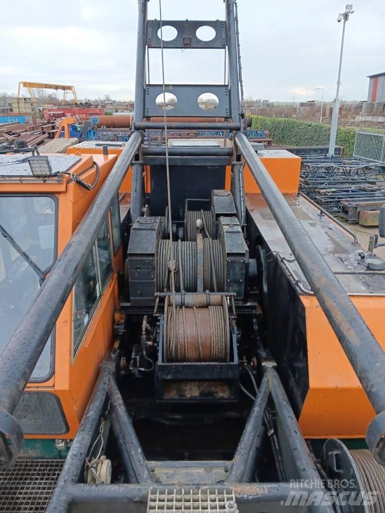 Hitachi KH 230-3 Гусеничные краны