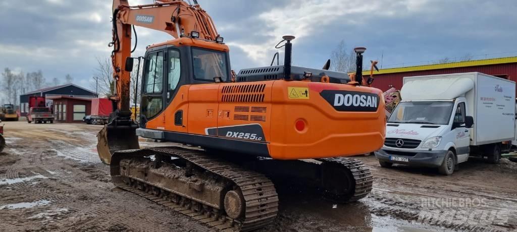 Doosan DX 255 LC-3 Гусеничные экскаваторы