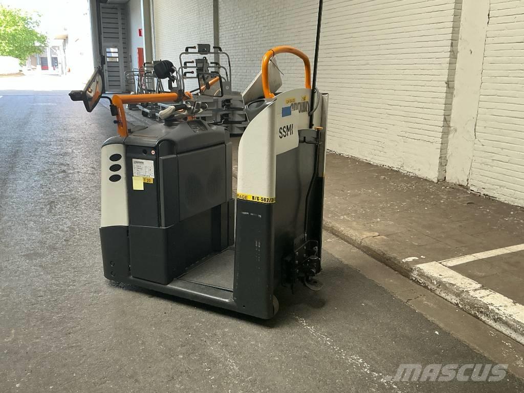 Crown TC 3000 Складские электротягачи