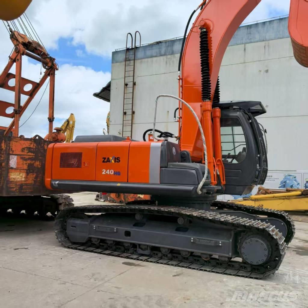 Hitachi ZX 240 HG Гусеничные экскаваторы