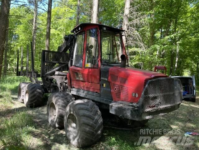Komatsu 855 Форвардеры