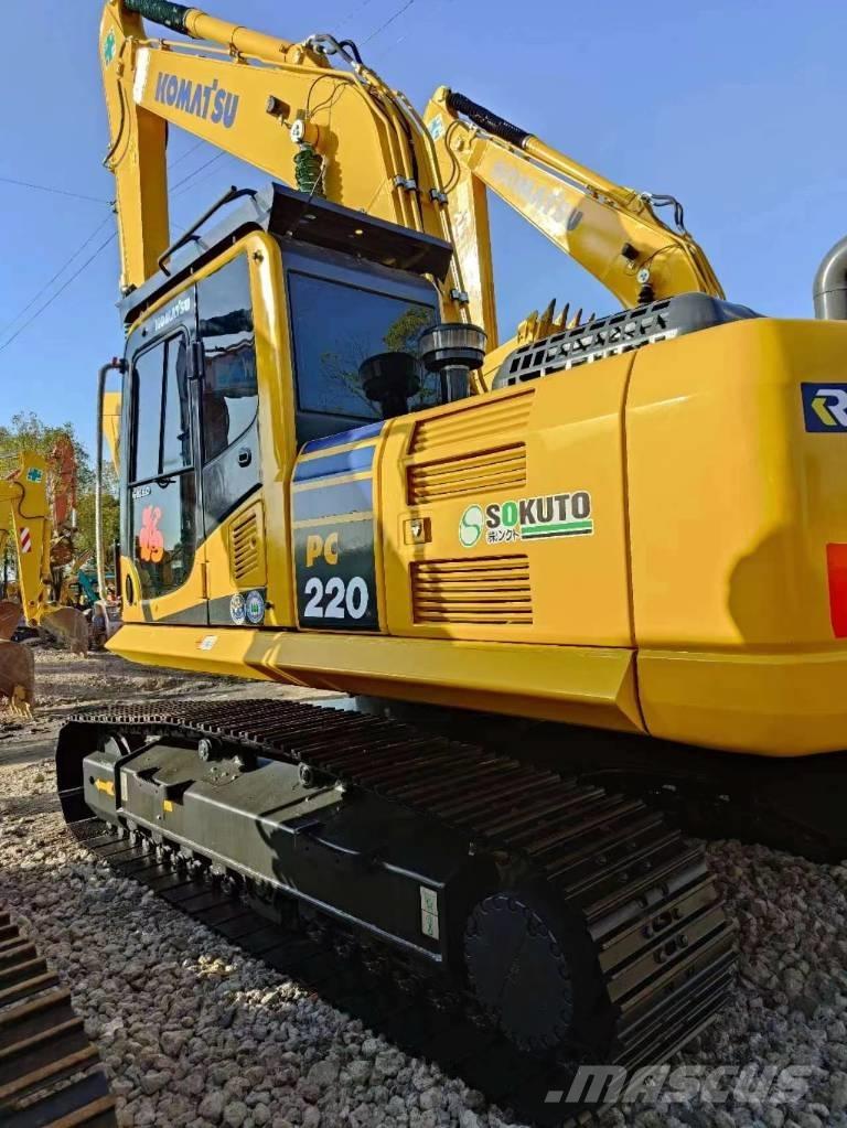 Komatsu PC 220-8 Гусеничные экскаваторы