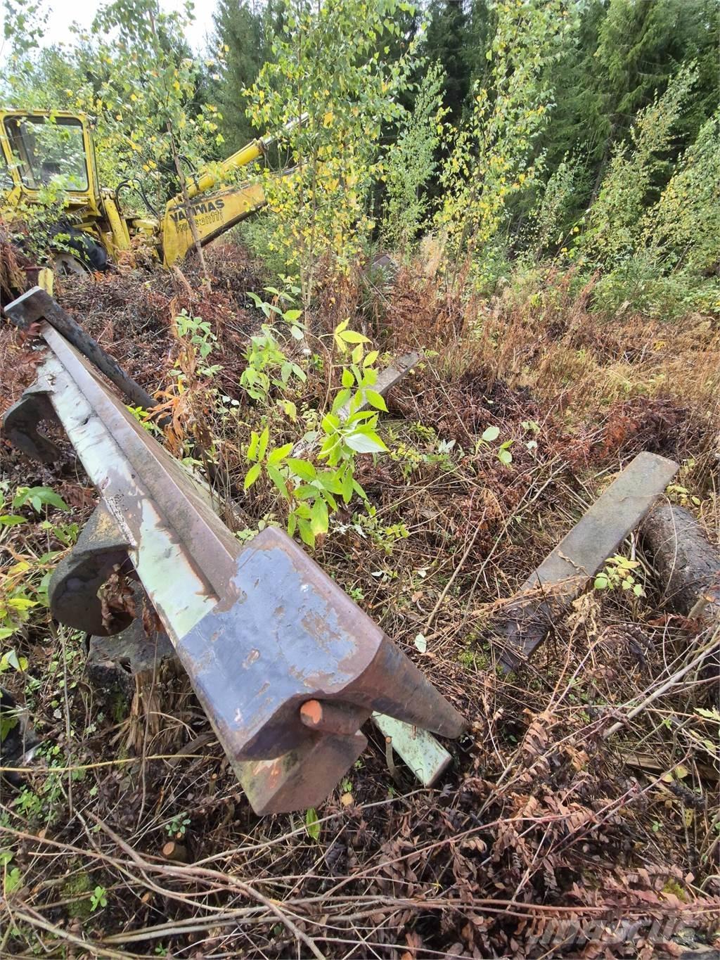 Volvo trukkipiikit Паллетные вилы для фронтальных погрузчиков