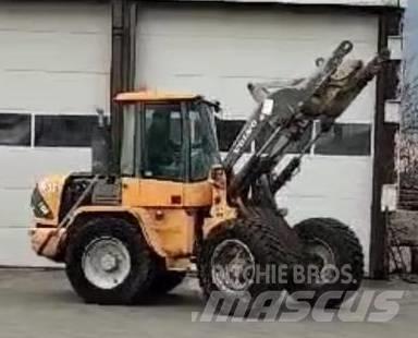 Volvo L 45 Фронтальные погрузчики
