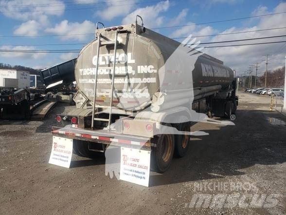 Fruehauf WATER TANK Полуприцепы-Цистерны