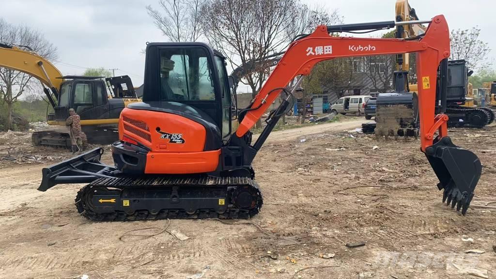 Kubota 155 Гусеничные экскаваторы