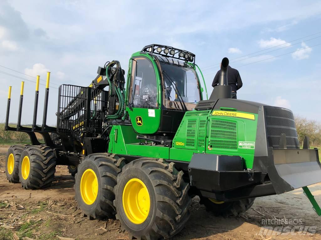 John Deere 1210 G Форвардеры