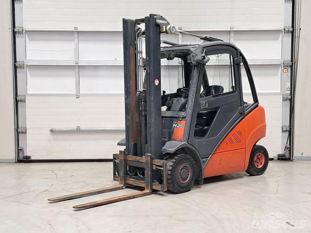 Linde H25D-01 Дизельные погрузчики