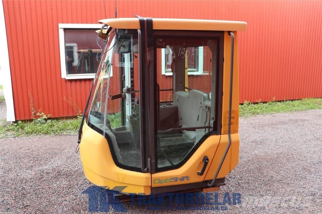 Volvo L 180 F Кабины и интерьер