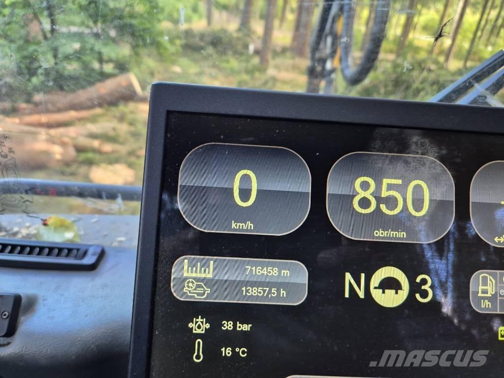 Komatsu 931.1 Харвестеры