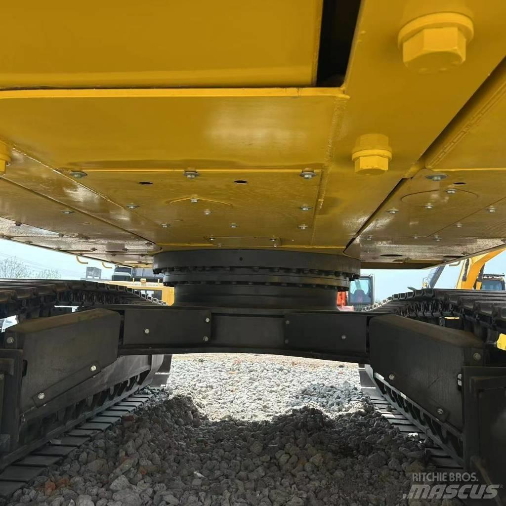 Komatsu 450-8 Гусеничные экскаваторы