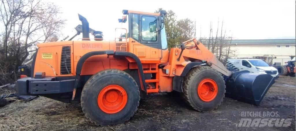 Doosan DL 300 Фронтальные погрузчики