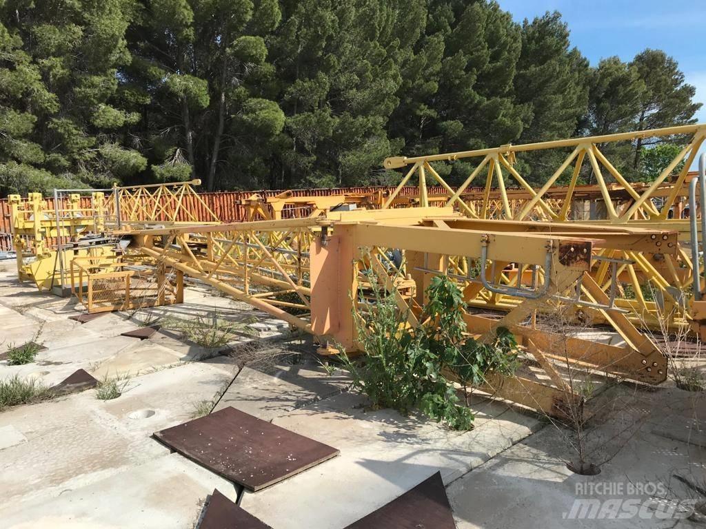 Potain MD 220 Башенные краны