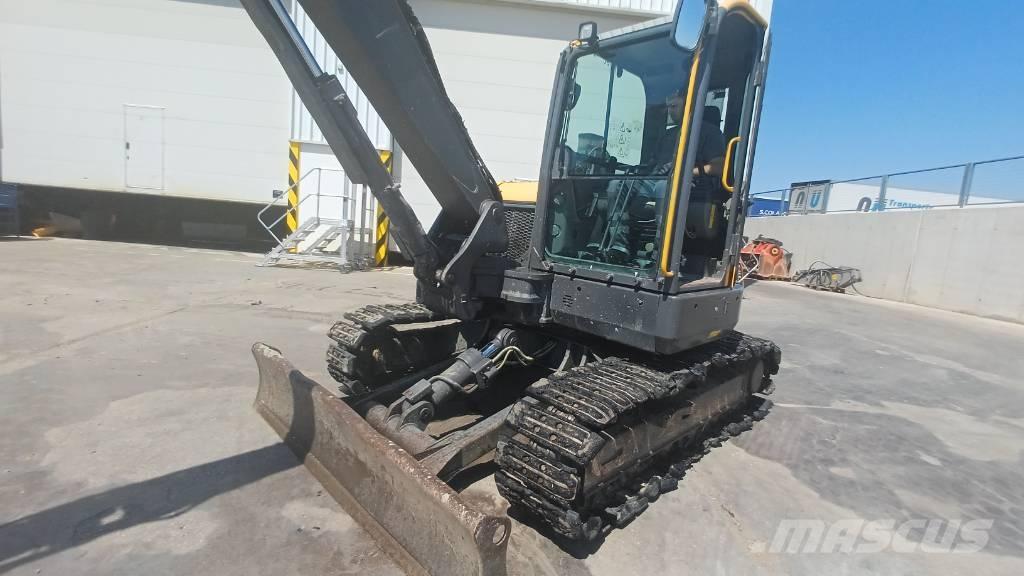 Volvo ECR 88 D Гусеничные экскаваторы