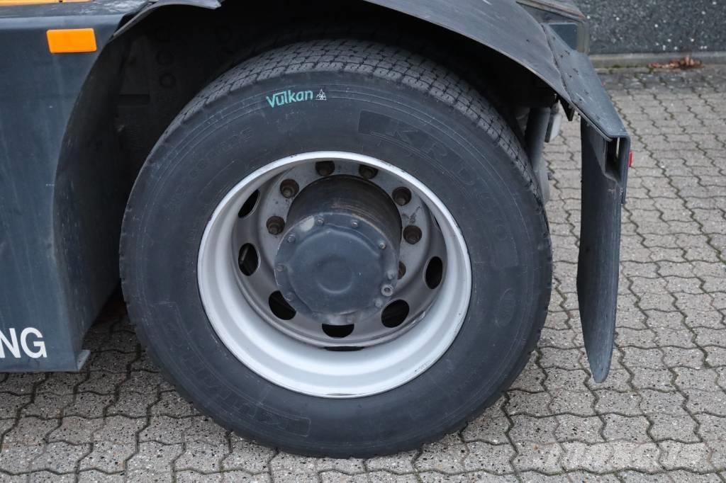 Kalmar T2 I Терминальные тягачи