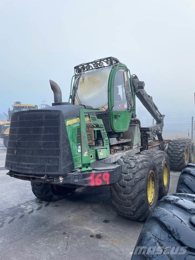 John Deere 1210E Форвардеры
