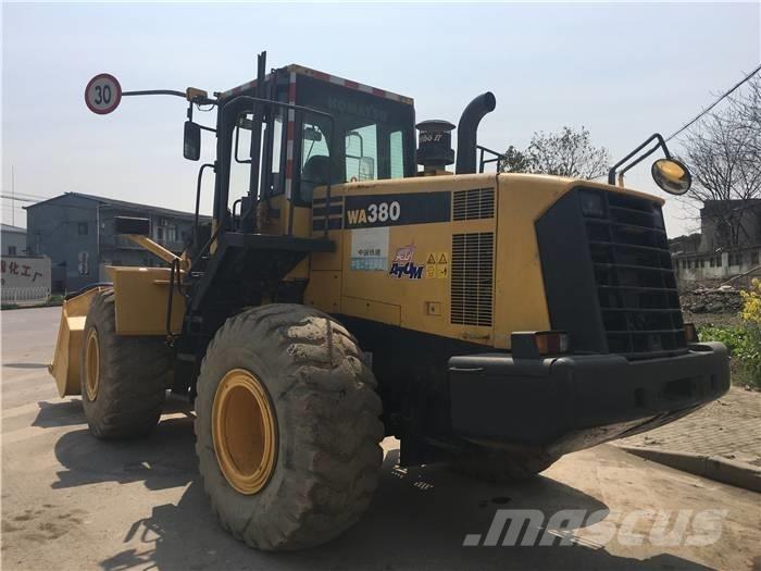 Komatsu WA 380 Фронтальные погрузчики