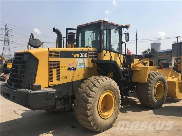 Komatsu WA 380 Фронтальные погрузчики
