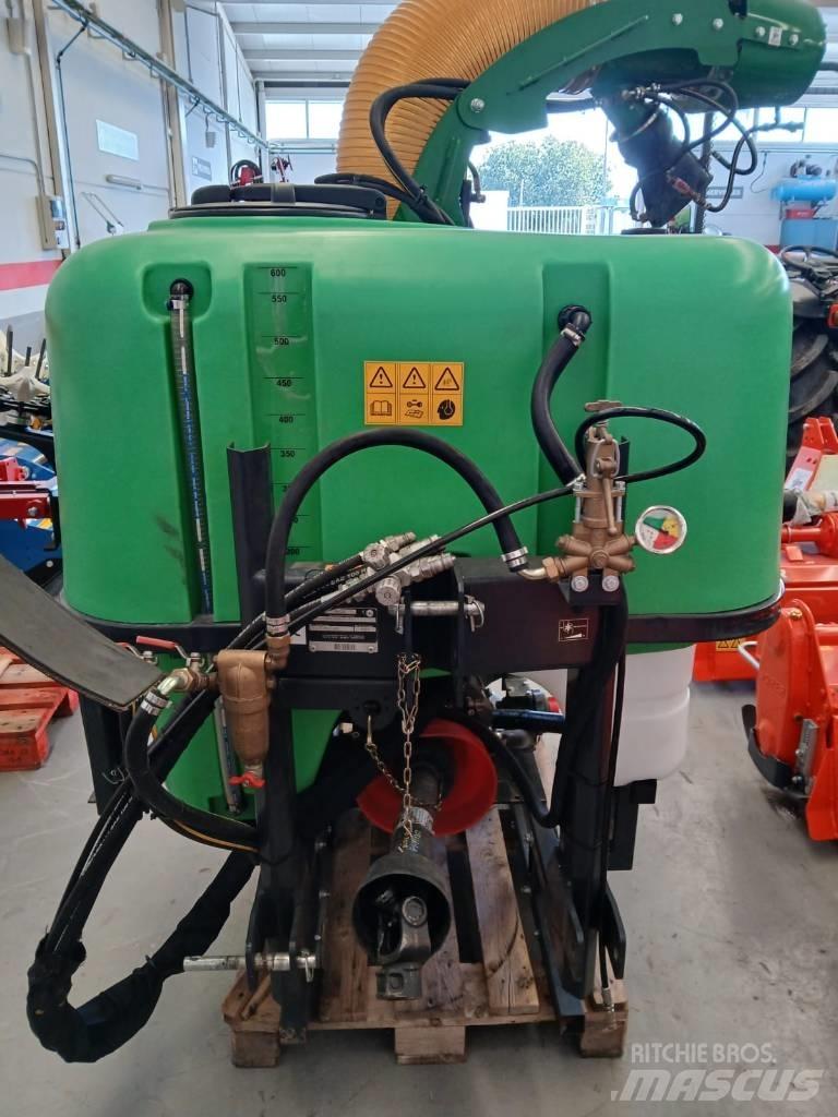  FEDE BJE 600L Самоходные опрыскиватели