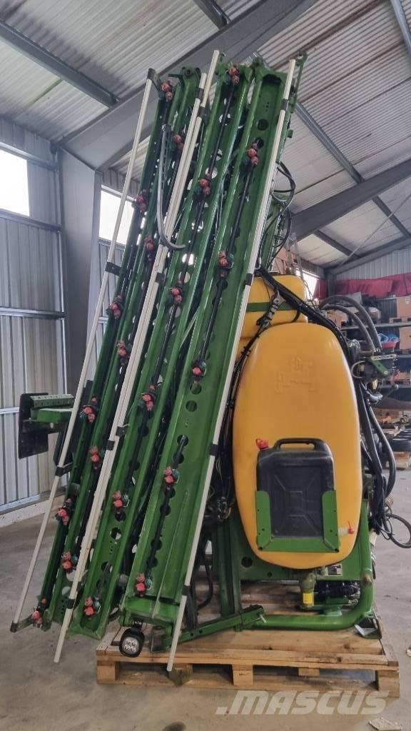 Amazone UF 1200 Навесные опрыскиватели