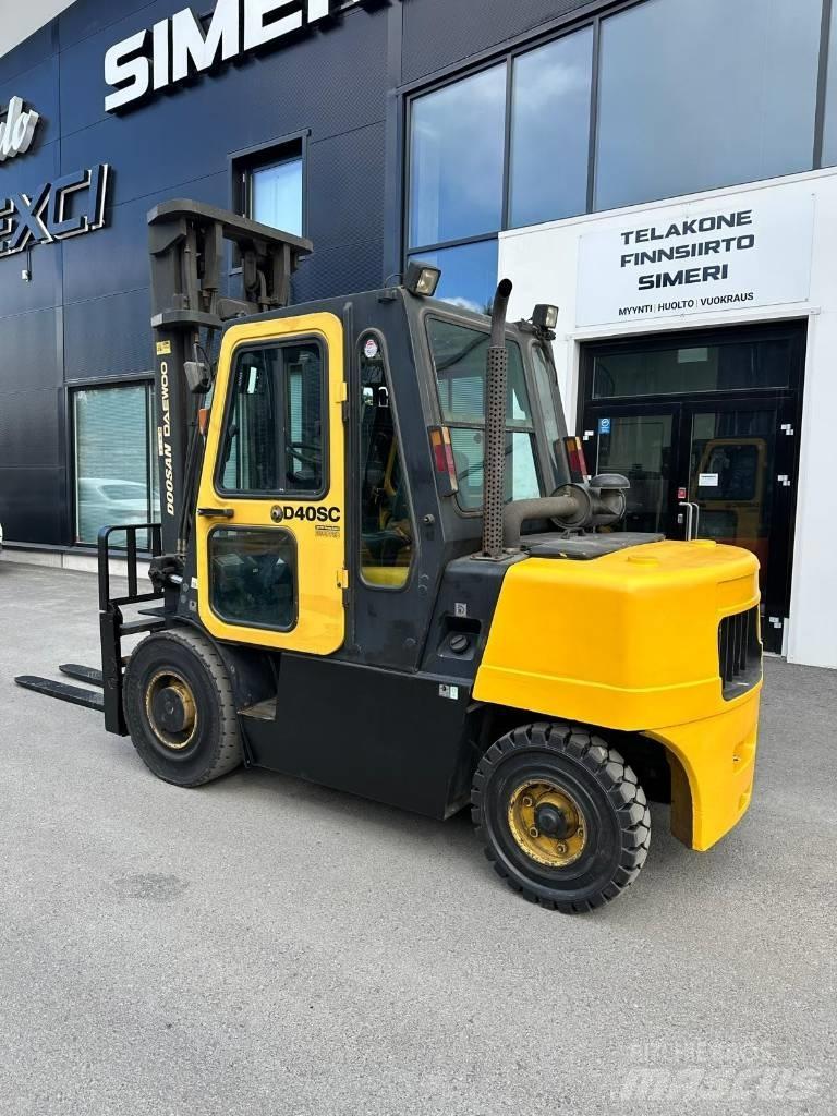 Daewoo D40SC-2 Дизельные погрузчики