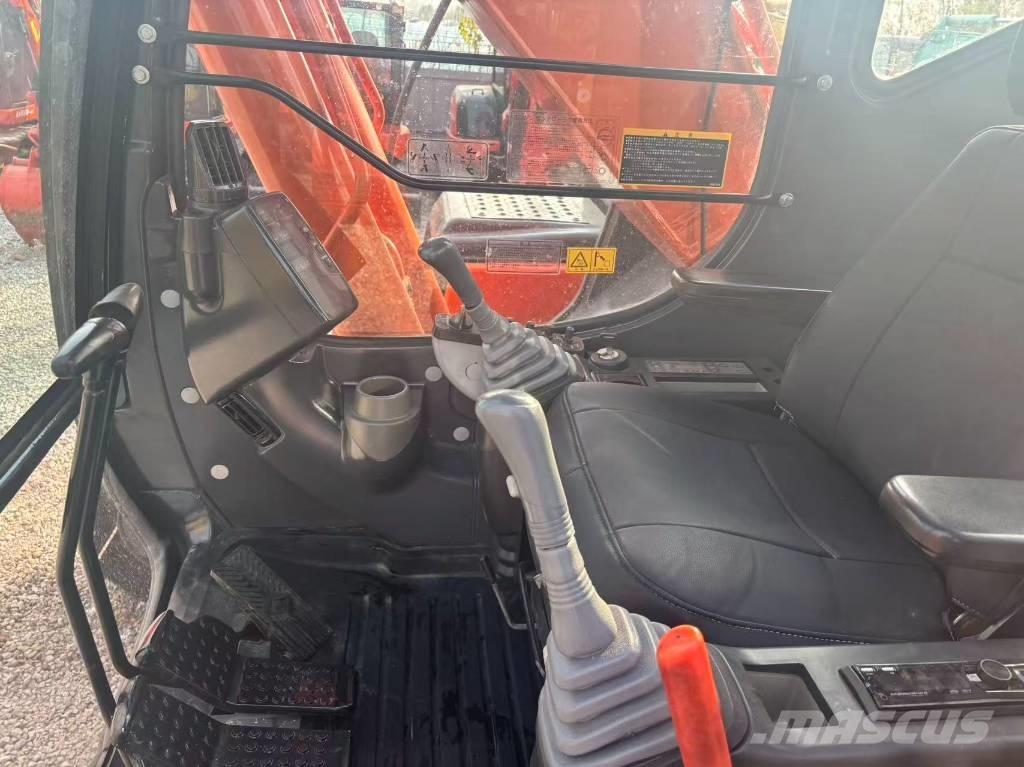 Hitachi ZX 250 -3G Гусеничные экскаваторы