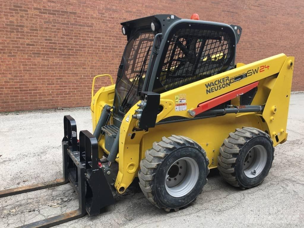 Wacker Neuson SW24 Мини-погрузчики