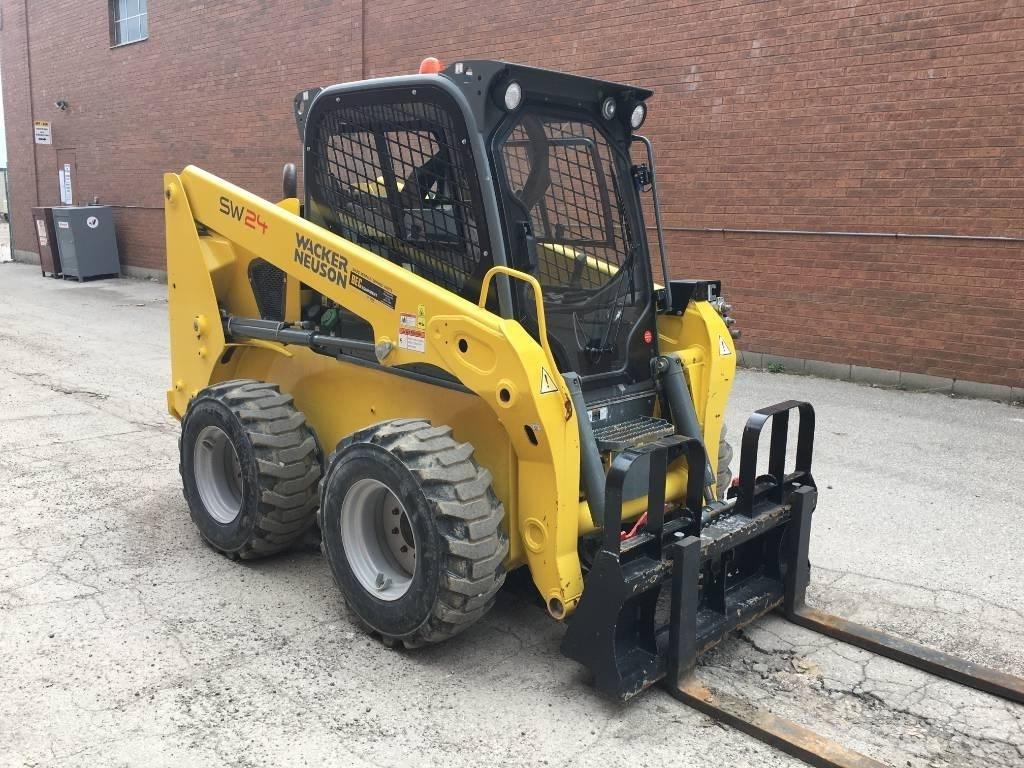 Wacker Neuson SW24 Мини-погрузчики