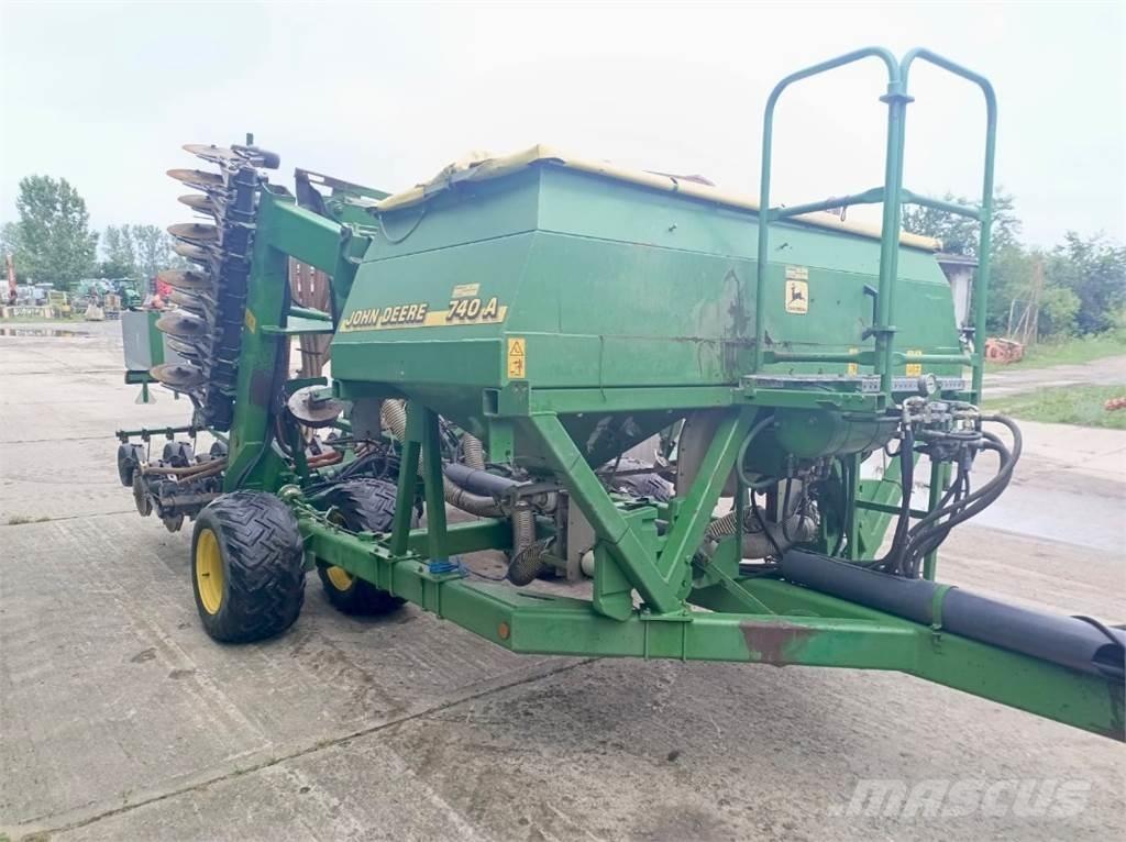 John Deere 740A Комбинированные сеялки